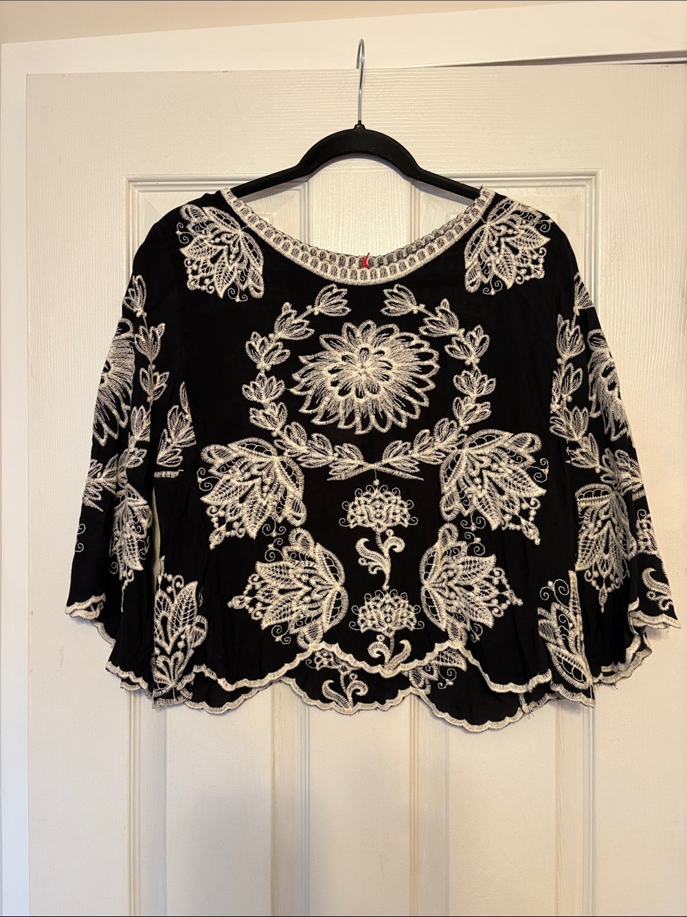 Solitaire Black Top with White Floral Embroidery